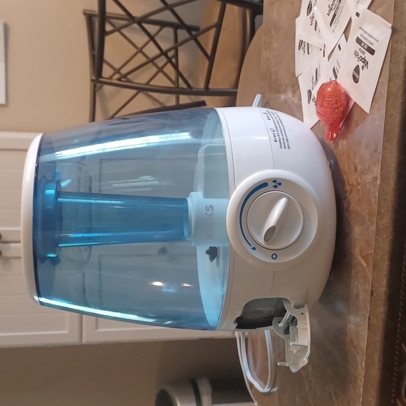 Humidifier - Picture 4 of 4